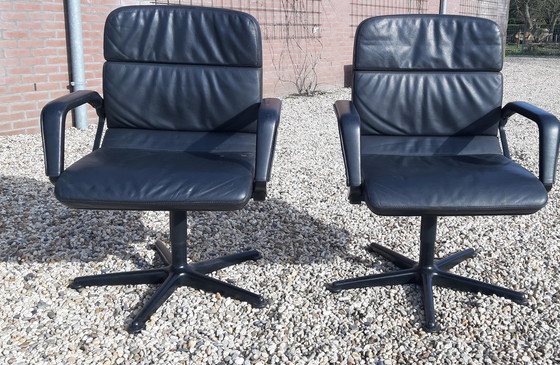 Image 1 of 2x Ahrend de Cirkel Sessel