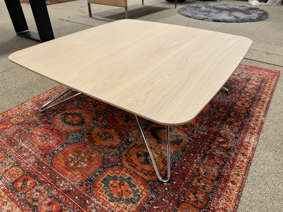 Image 1 of Neuer Leolux Cimber Couchtisch aus Eichenholz 