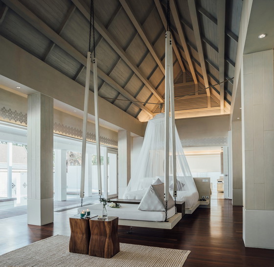 Image 1 of 2x Niiq Beistelltisch Holz