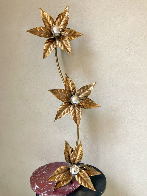 Image 1 of Massive Blumenlampe