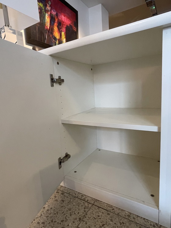 Image 1 of BEHR Anrichte