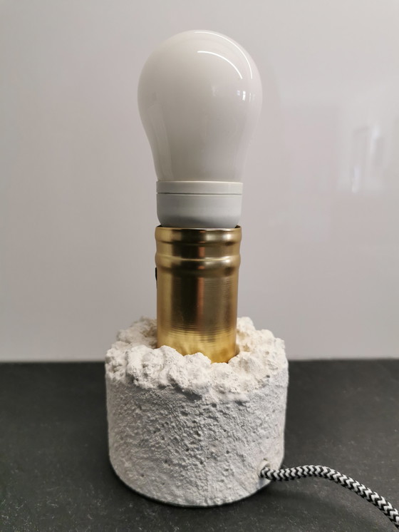 Image 1 of Niederländische Design-Tischlampe