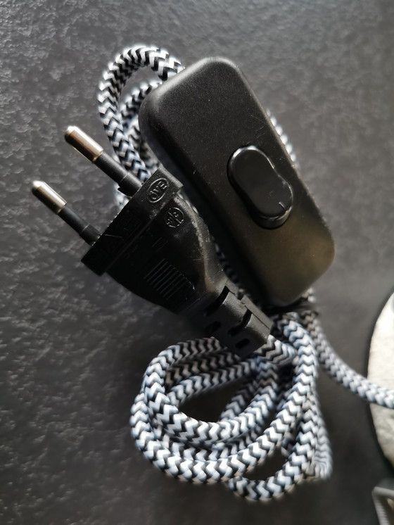 Image 1 of Niederländische Design-Tischlampe