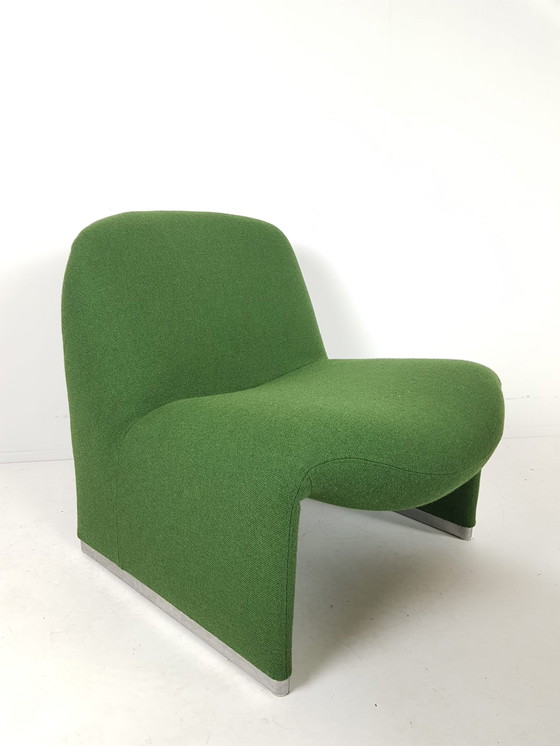 Image 1 of Artifort Alky grüne Pflugwolle