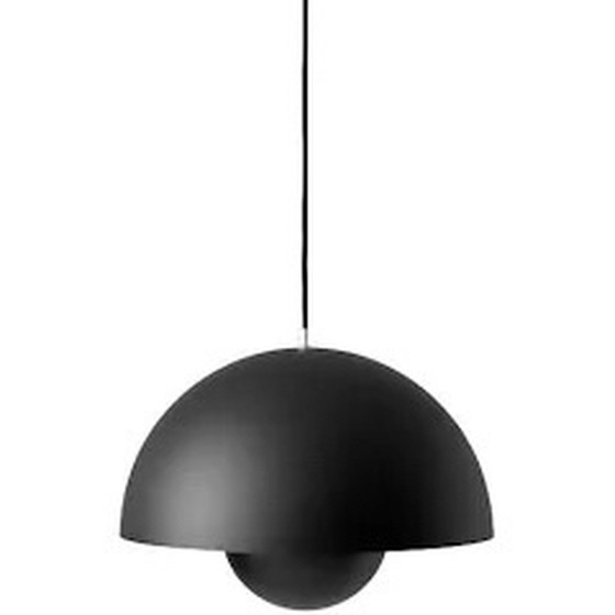Image 1 of Verner Panton Flowerpot Big VP2 Hängelampe schwarz