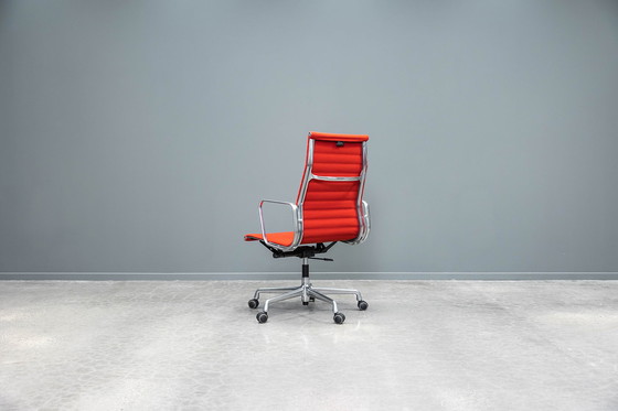 Image 1 of Eames EA119 Bürostuhl