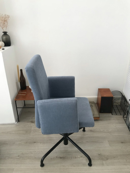 Pub & Club - Bulo stoel(de)