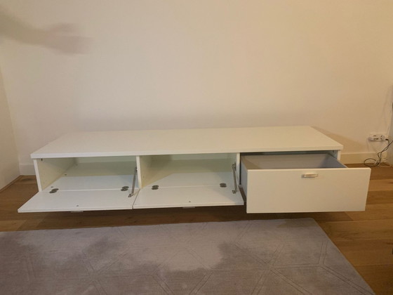 Image 1 of Fernsehschrank