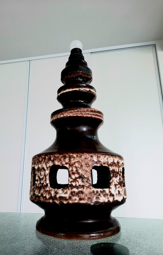 Image 1 of Deutschland Fat Lava Keramik Tischlampe