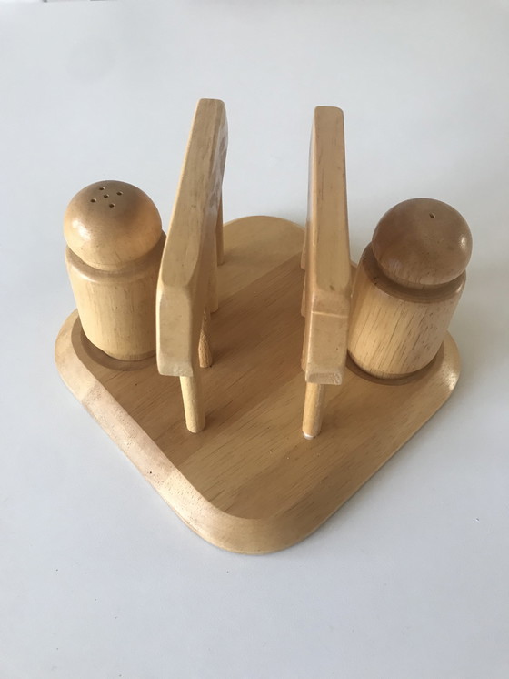 Image 1 of Skandinavischer Serviettenhalter + Salz- und Pfefferset