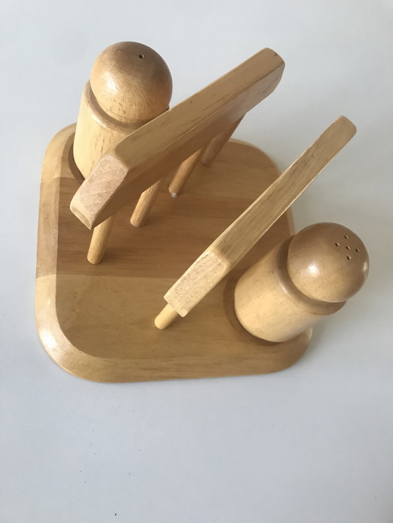 Image 1 of Skandinavischer Serviettenhalter + Salz- und Pfefferset