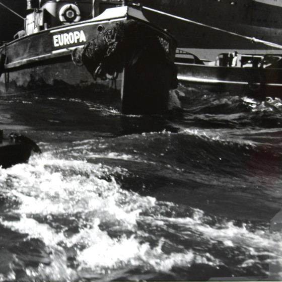 Image 1 of Cas Oorthuys (1908-1975) Rotterdam 1954, Entwicklung eines Silbergelatineabzugs, signiert