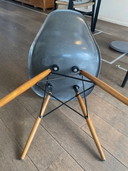 6x Eames DSW Fiberglass Stuhl