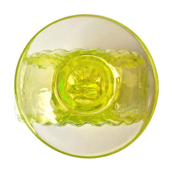 Image 1 of Tamara Aladin - Aurinkopullo Vase aus Uranglas