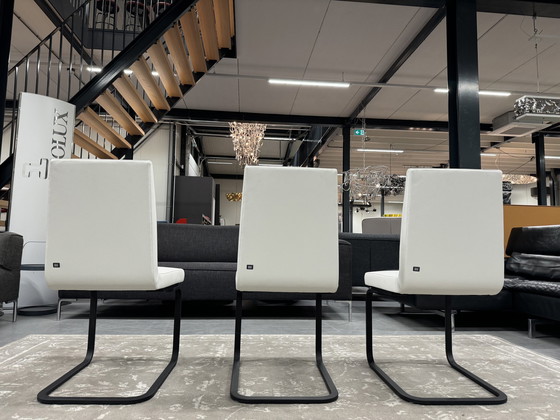 Image 1 of 3 Rolf Benz 620 Esszimmerstühle aus weißem Leder