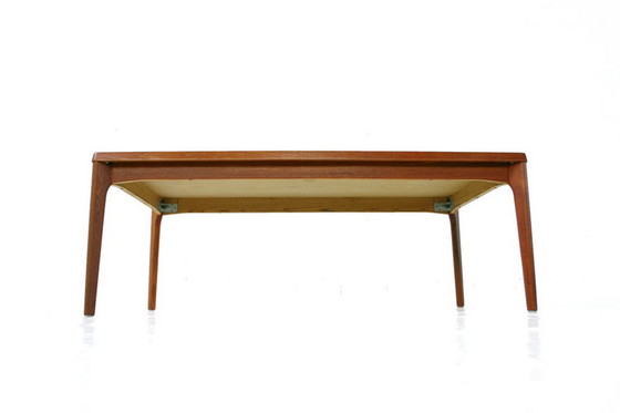 Image 1 of Henning Kjaernulf for Vejle Møbelfabrik,  Mid Century Teak Coffee Table / Couchtisch, Danish Design