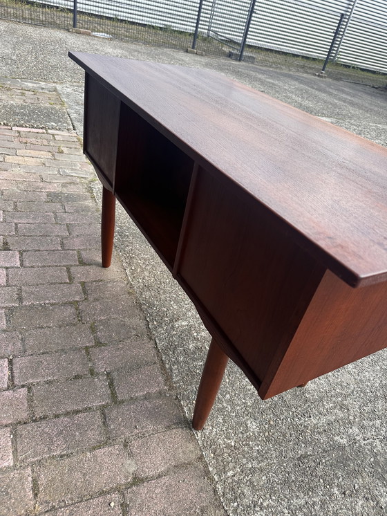 Image 1 of Vintage Schreibtisch